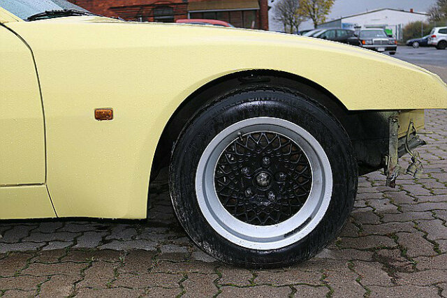 Porsche 924