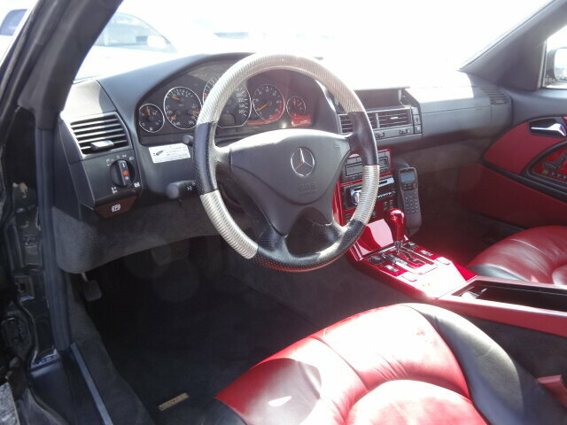 Mercedes-Benz SL 320