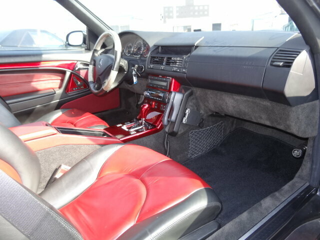 Mercedes-Benz SL 320