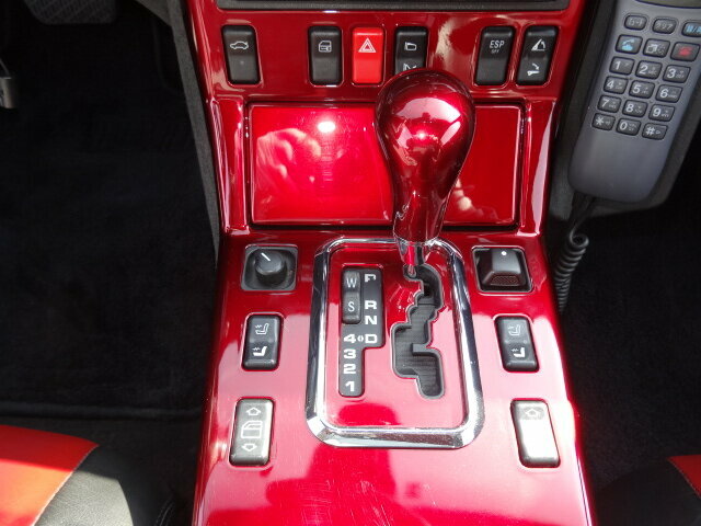 Mercedes-Benz SL 320