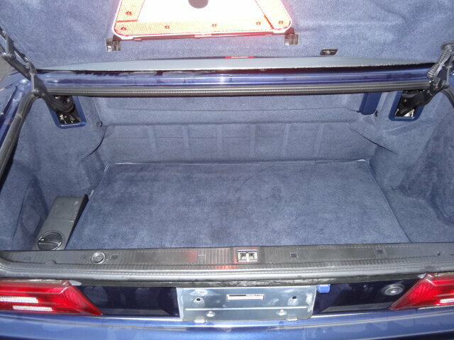 Mercedes-Benz SL 320