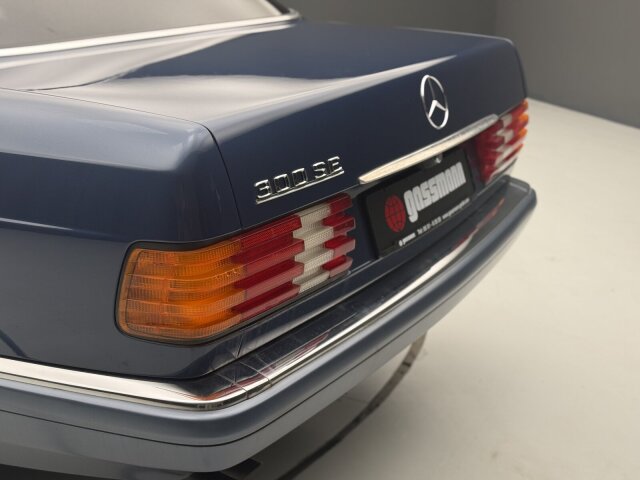 Mercedes-Benz 300