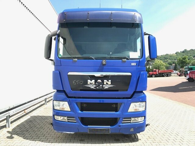 MAN TGX