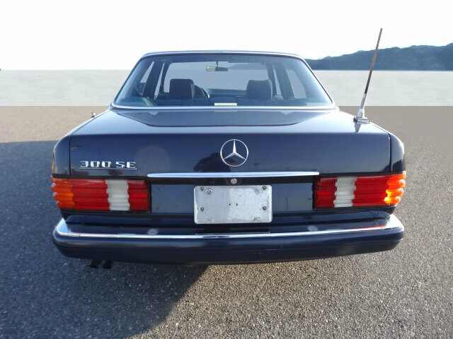 Mercedes-Benz 300
