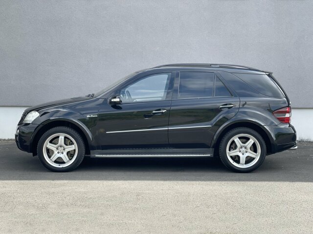 Mercedes-Benz ML 63 AMG