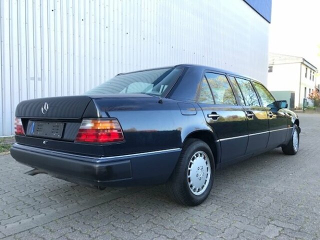 Mercedes Benz 260 Stretchlimousine In Bovenden Detailansicht 43437 Gassmann