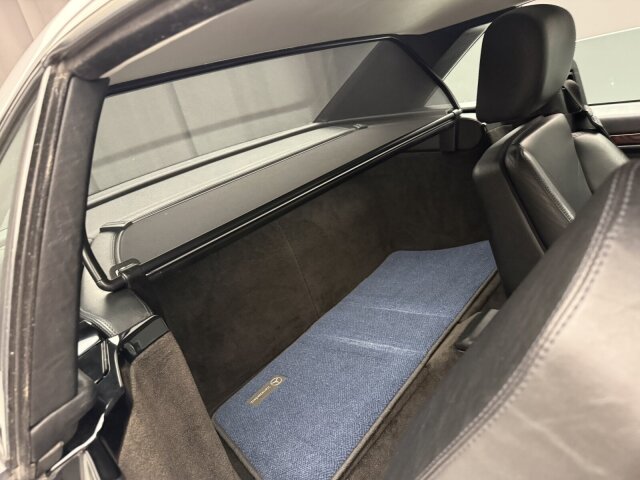 Mercedes-Benz SL 320