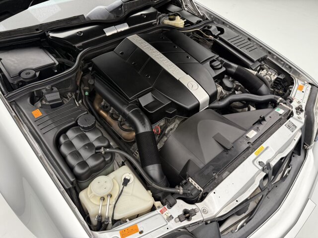 Mercedes-Benz SL 320