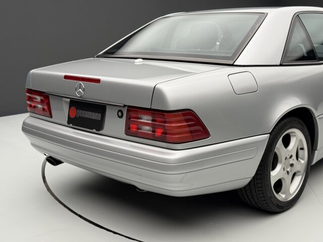 Mercedes-Benz SL 320