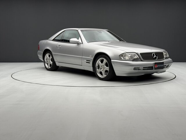 Mercedes-Benz SL 320