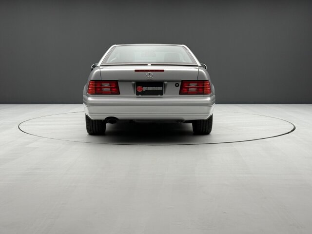 Mercedes-Benz SL 320