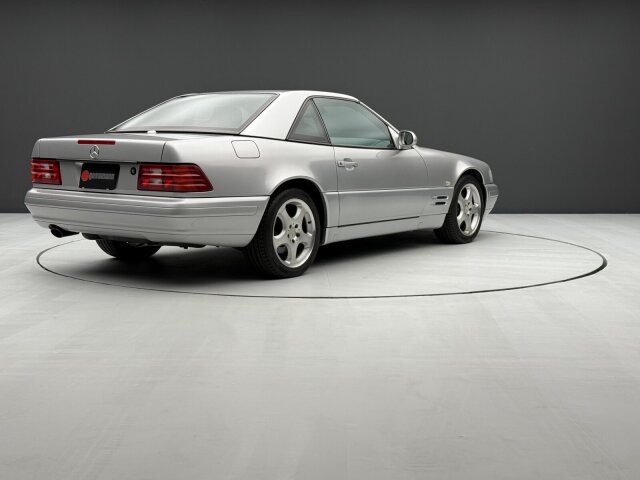 Mercedes-Benz SL 320