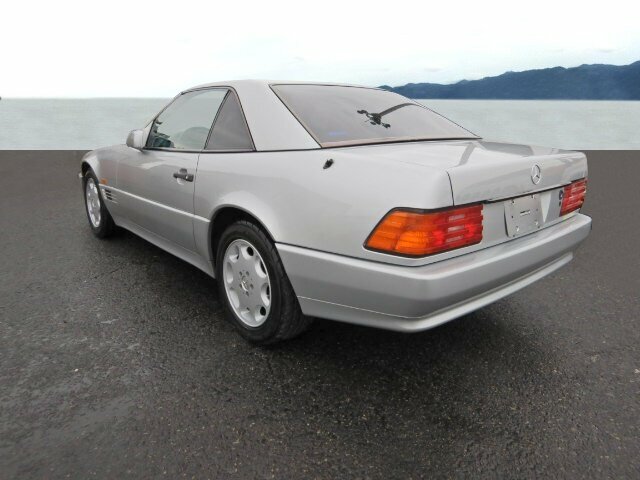 Mercedes-Benz SL 320