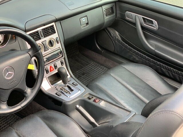 Mercedes-Benz SLK 230