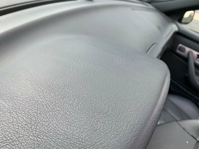 Mercedes-Benz SLK 230