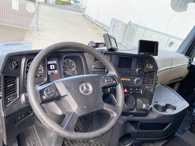 Mercedes-Benz Actros