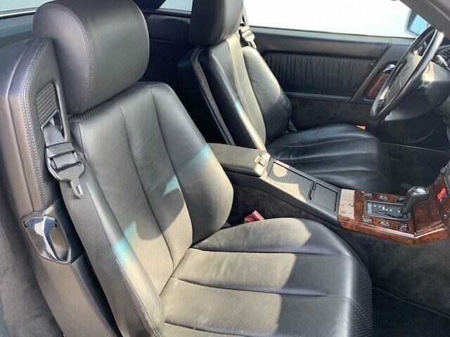 Mercedes-Benz SL 320