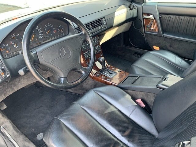 Mercedes-Benz SL 320