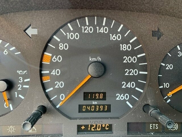 Mercedes-Benz SL 320