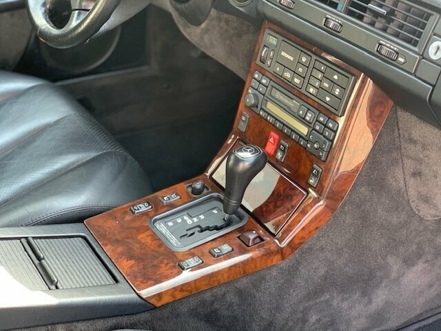 Mercedes-Benz SL 320