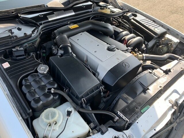 Mercedes-Benz SL 320