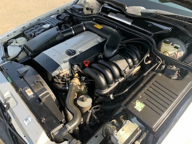 Mercedes-Benz SL 320