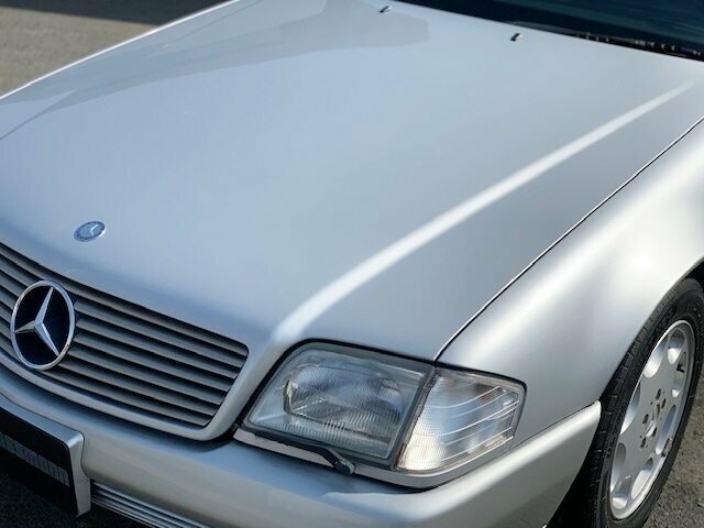 Mercedes-Benz SL 320