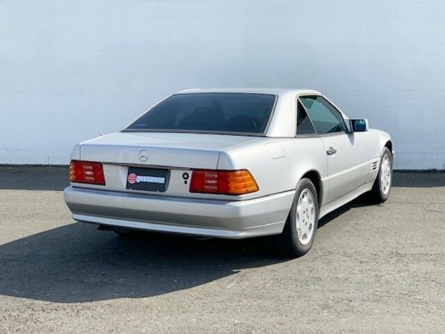 Mercedes-Benz SL 320