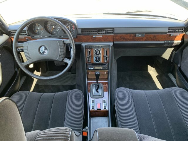 Mercedes-Benz 450