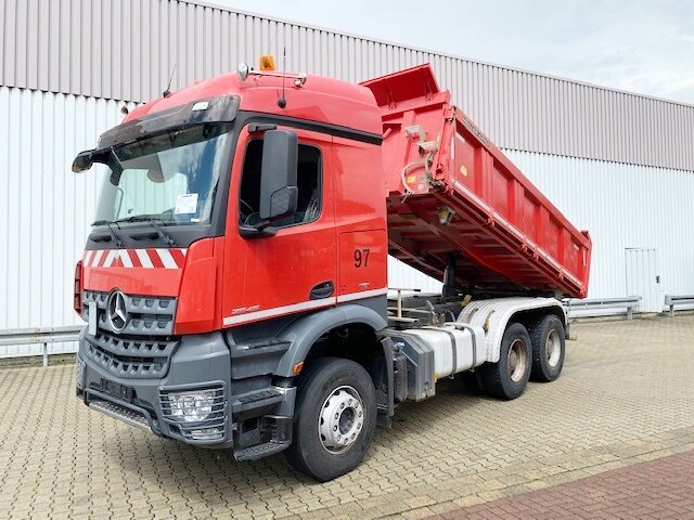 Mercedes-BenzArocs