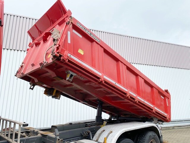 DAIMLER-BENZ Arocs
