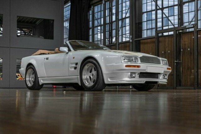 Aston Martin Virage