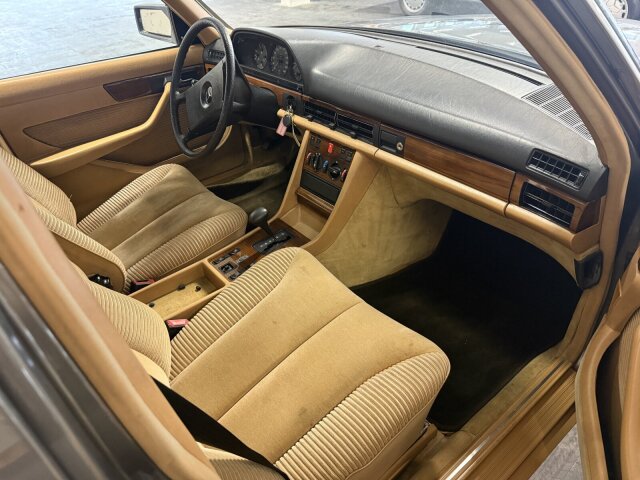 Mercedes-Benz 500