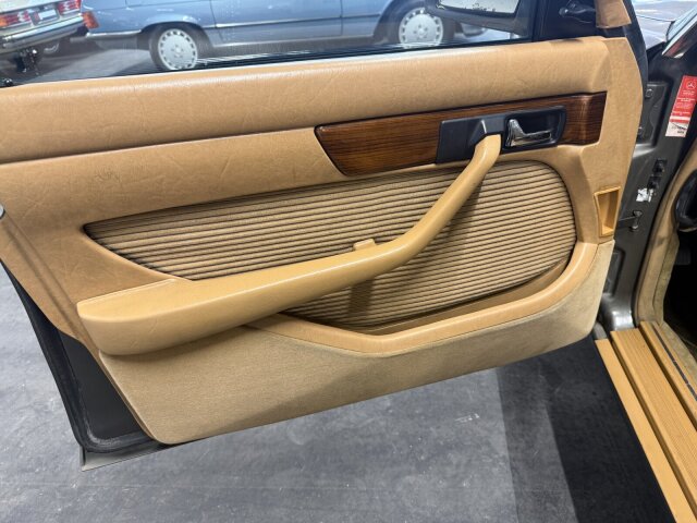 Mercedes-Benz 500