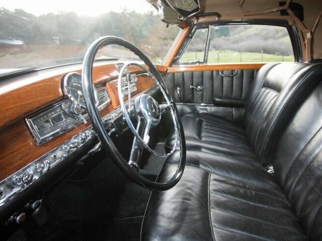 MERCEDES-BENZ 300