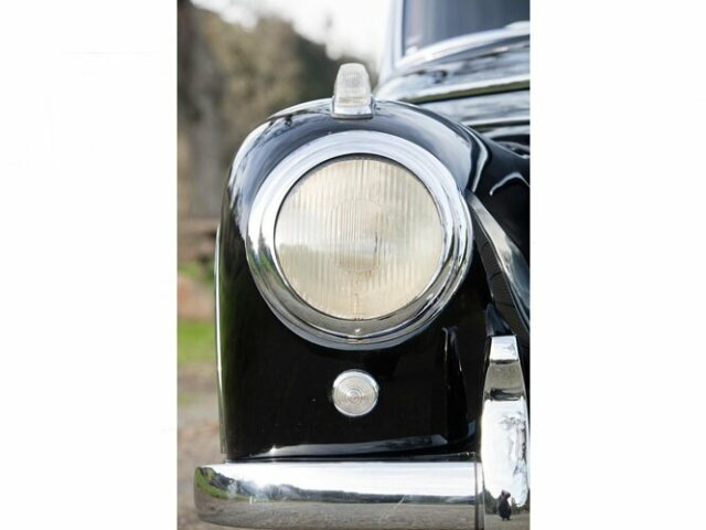 MERCEDES-BENZ 300