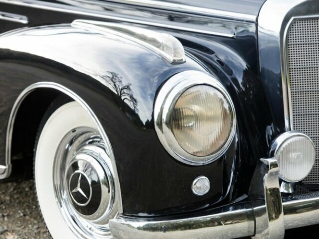 MERCEDES-BENZ 300