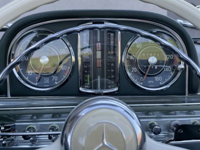 MERCEDES-BENZ 300