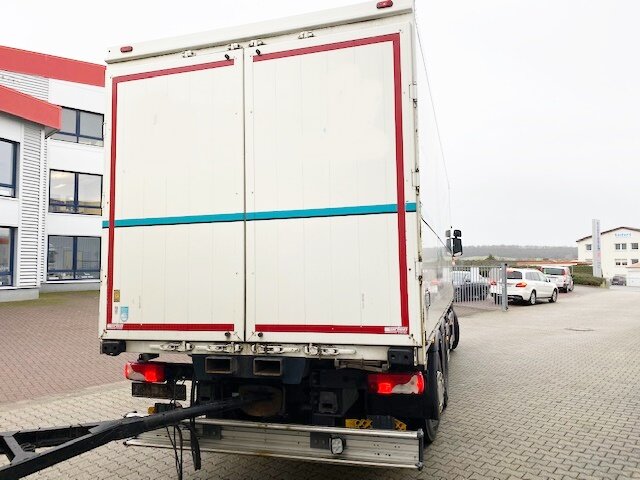 SCANIA (S) R