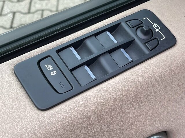 LAND ROVER (GB) Discovery Sport