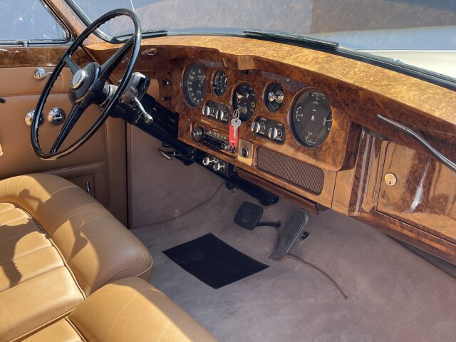 ROLLS-ROYCE (GB) Phantom