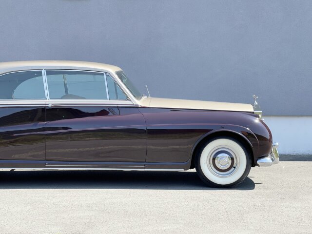 ROLLS-ROYCE (GB) Phantom