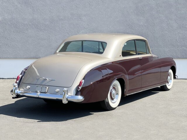 ROLLS-ROYCE (GB) Phantom