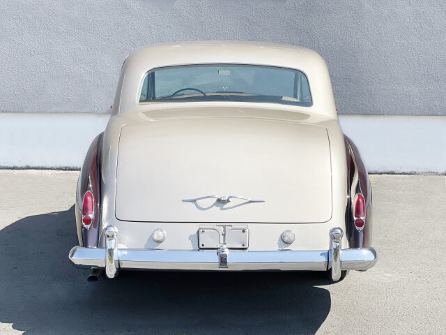 ROLLS-ROYCE (GB) Phantom