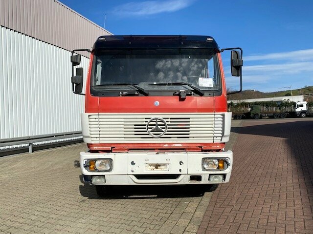 DAIMLER-BENZ -