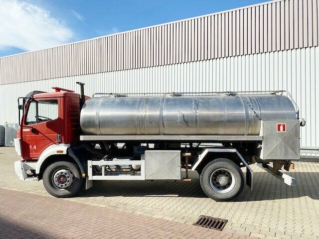 DAIMLER-BENZ -