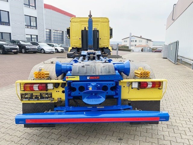 DAIMLER-BENZ Arocs