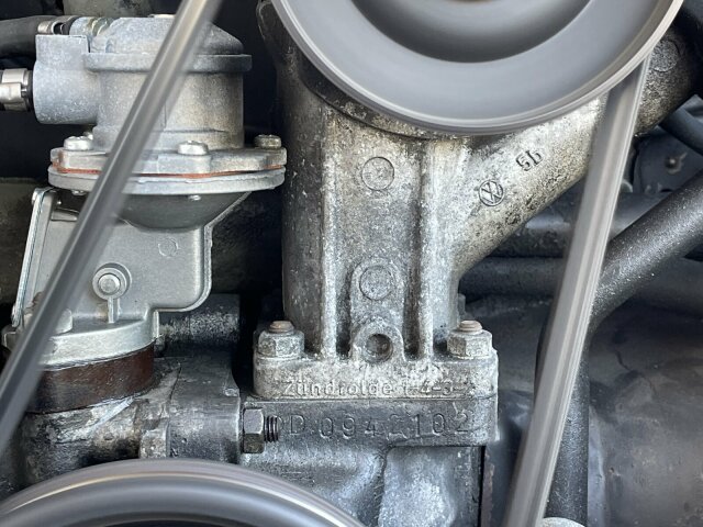 VOLKSWAGEN-VW Käfer