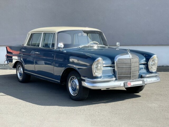 MERCEDES-BENZ 220