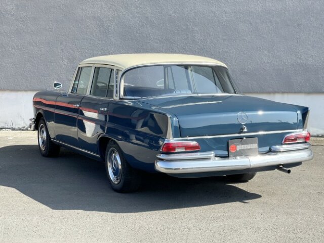 MERCEDES-BENZ 220